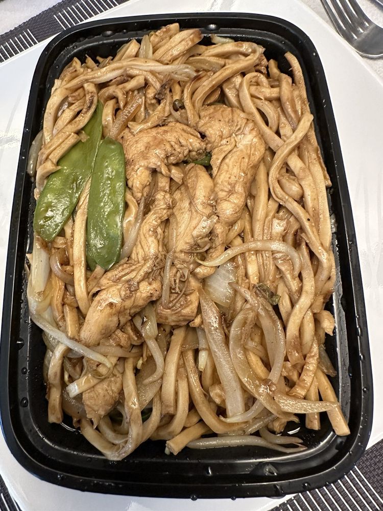 Dragon Chef Everett's Full Menu: Dive into Lo Mein & Seafood Favorites